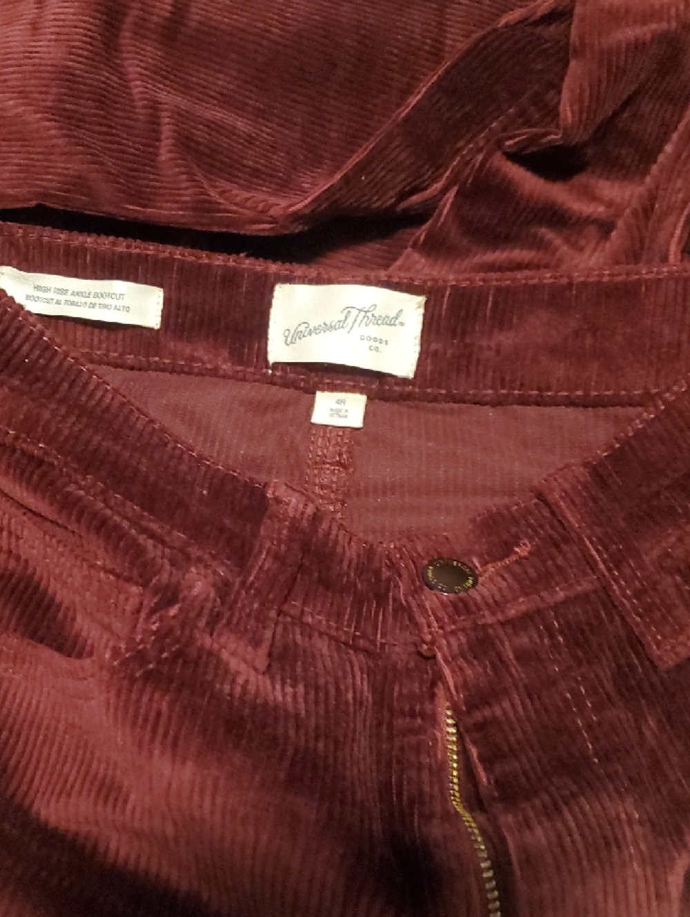 Universal Thread Corduroy Pants in Burgundy